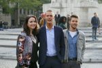 Amsterdam 30 september 2014
Kelly Kruger, Darin Brooks, Kim Matula, Scott Clifton, Ashleigh Brewer en Ferry Doedens uit de Amerikaanse soapserie The Bold and the Beautiful tijdens opnames op de dam in Amsterdam.