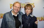 Amsterdam 22 september 2014
Premiere Pijnstillers in Tuschinski.
Frits Huffnagel en petekind Joep