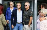 Schiphol 29 september 2014
Gordon met zijn nieuwe vriend Roelof v d Veen op schiphol voor vertrek naar Dubai voor opnames Goor en Geer met Gerard Joling.