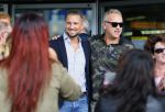 Schiphol 29 september 2014
Gordon met zijn nieuwe vriend Roelof v d Veen op schiphol voor vertrek naar Dubai voor opnames Goor en Geer met Gerard Joling.