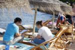 ibiza 27 september 2014
Afscheidsborrel trip sbs6 naar ibiza waar Kees Tol en kontrakt tekent samen met Remco v Westerloo. Guido Spek
