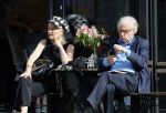 Amsterdam 4 oktober 2014
Henk v d Meijden en zijn vrouw Monica Strotman op terras in amstetrdam zuid.