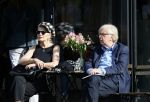 Amsterdam 4 oktober 2014
Henk v d Meijden en zijn vrouw Monica Strotman op terras in amstetrdam zuid.