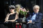 Amsterdam 4 oktober 2014
Henk v d Meijden en zijn vrouw Monica Strotman op terras in amstetrdam zuid.