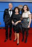 Utrecht 21 september 2014
Premiere moeder ik wil bij de revue in het beatrixtheater. Henriette Tol met man en dochter