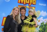 Amsterdam 5 oktober 2014
Premiere Maya de Bij in pathe arena. Jaap Kwakman met vrouw en dochter