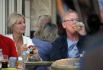 Amsterdam 18 september 2014
Jack Spijkerman op terras met een familielid.