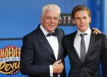 Utrecht 21 september 2014
Premiere moeder ik wil bij de revue in het beatrixtheater. Jan Slagter met zoon