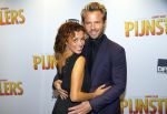 Amsterdam 22 september 2014
Premiere Pijnstillers in Tuschinski. Birgit Schuurman Arne Toonen Katja Schuurman en Thijs Romer