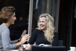 Amsterdam 15 oktober 2014
Maria Kooistra op terras met Kristina Bozilovic voor intervieuw in de talkies