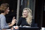 Amsterdam 15 oktober 2014
Maria Kooistra op terras met Kristina Bozilovic voor intervieuw in de talkies