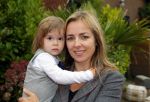 Amsterdam 8 0ktober 2014
Mama van het jaar verkieizing. Marianne Thieme met dochter