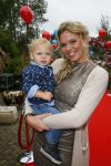 Amsterdam 8 0ktober 2014
Mama van het jaar verkieizing. Myrthe Mylius met zoon Jack