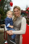 Amsterdam 8 0ktober 2014
Mama van het jaar verkieizing. Myrthe Mylius met zoon Jack