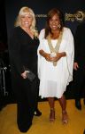 Amsterdam 16 oktober 2014
Uitreiking gouden televizierring in Carre. Patty Brard met een vriendin
