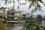 Vinkeveen 5 oktober 2014
In dit complex aan de vinkeveense plassen heeft Rachel hazes onlangs weer een appartement/huis gekocht. Haar zoon Dre jr en dochter Roxeanne hebben er ook al een huis.