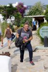ibiza 26 september 2014
Opnames beste zanger van nederland bij hotel atzaro op ibiza. Rene Froger Jan Smit Xander de Buisonje Edsilia Rombley Andre Hazes jr vliegen daarna met prive vliegtuig naar Nederland
