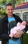 Nijmegen, 18 Oktober 2014
Sieneke met haar man Jan en baby Rosalie van 6 weken oud.
Foto Peter Smulders BV
