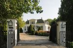 Hoorn
Huis Sonja Bakker dat nu te koop staat.