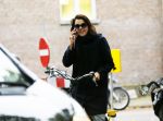 Amsterdam 7 oktober 2014
Susan Visser op de fiets in amsterdam zuid