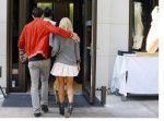 Hamburg 3 oktober 2014
Sylvie Meis verlaat haar appartement met haar nieuwe vriend Samuel Deutsch om te gaan lunchen in een restaurant.