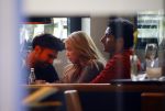 Hamburg 3 oktober 2014
Sylvie Meis verlaat haar appartement met haar nieuwe vriend Samuel Deutsch om te gaan lunchen in een restaurant.