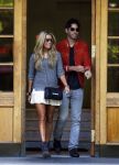Hamburg 3 oktober 2014
Sylvie Meis verlaat haar appartement met haar nieuwe vriend Samuel Deutsch om te gaan lunchen in een restaurant.