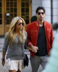 Hamburg 3 oktober 2014
Sylvie Meis verlaat haar appartement met haar nieuwe vriend Samuel Deutsch om te gaan lunchen in een restaurant.