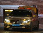 Amsterdam 10 oktober 2014
Sylvie Meis wordt bij het conservatorium hotel opgehaald met de taxi en daaran naar haar advocaat Robert Geerlings en naar schiphol gebracht.