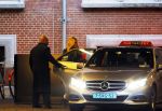 Amsterdam 10 oktober 2014
Sylvie Meis wordt bij het conservatorium hotel opgehaald met de taxi en daaran naar haar advocaat Robert Geerlings en naar schiphol gebracht.