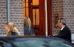 Amsterdam 10 oktober 2014
Sylvie Meis wordt bij het conservatorium hotel opgehaald met de taxi en daaran naar haar advocaat Robert Geerlings en naar schiphol gebracht.
