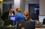 Amsterdam 10 oktober 2014
Sylvie Meis wordt bij het conservatorium hotel opgehaald met de taxi en daaran naar haar advocaat Robert Geerlings en naar schiphol gebracht.