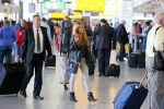 Amsterdam 10 oktober 2014
Sylvie Meis wordt bij het conservatorium hotel opgehaald met de taxi en daaran naar haar advocaat Robert Geerlings en naar schiphol gebracht.