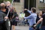 Amsterdam 30 september 2014
Kelly Kruger, Darin Brooks, Kim Matula, Scott Clifton, Ashleigh Brewer en Ferry Doedens uit de Amerikaanse soapserie The Bold and the Beautiful tijdens opnames op de dam in Amsterdam.