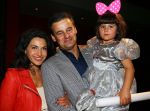 Bussum, 27 September 2014
Premiere Sneeuwwitje in 't Spant in Bussum
Wilfred Genee met zijn vrouw Lili Pirayesh en hun dochter
Foto Peter Smulders BV