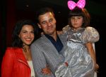 Bussum, 27 September 2014
Premiere Sneeuwwitje in 't Spant in Bussum
Wilfred Genee met zijn vrouw Lili Pirayesh en hun dochter
Foto Peter Smulders BV