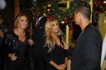 Amsterdam 9 oktober 2014
Presentatie hunkemoller met Sylvie Meis in de westergasfabriek.
Haar vriend Samuel Deutsch kwam ook even kijken. Yesser zingt voor Sylvie