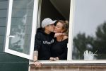 Vinkeveen 24 september 2015
Andre Hazes jr en zijn vriendin Monique gaan samen wonen in hun nieuwe huis.