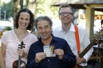 Hilversum 30 september 2015
Presentatie cd Bart Bosch. Bart zingt een liedje voor Jose Hoebee.