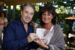 Hilversum 30 september 2015
Presentatie cd Bart Bosch. Bart zingt een liedje voor Jose Hoebee.