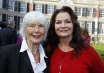 Baarn 4 oktober 2015
Presentatie boek Belinda Meuldijk in kasteel Groeneveld.
Aanwezig Thierry Duval Rob de Nijs Henriette de Nijs Julis Joshi en Robert.
Willeke Alberti krijgt het eerste boek. Belinda met haar moeder