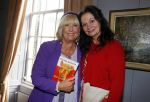 Baarn 4 oktober 2015
Presentatie boek Belinda Meuldijk in kasteel Groeneveld.
Aanwezig Thierry Duval Rob de Nijs Henriette de Nijs Julis Joshi en Robert.
Willeke Alberti krijgt het eerste boek.