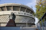 Sevilla 13/14 oktober 2015
Rafael v d Vaart heeft bezoek van zijn vriendin Christie die bij hem op bezoek is in zijn huis in Sevilla. Voetbalstadion Sevilla