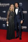 Utrecht 27 september 2015
Premiere the bodyguard met oa Romy Monteiro Mark v Eeuwen  Carolina Dijkhuizen en Patrick Martens. Chantal Janzen met man Marco