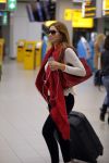 Schiphol 17 oktober 2015
Vhristie de nieuwe vriendin van Rafael v d Vaart komt aan op schiphol nadat ze 5 dagen in Sevilla is geweest.
