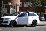 Amsterdam 1 oktober 2015
Dave Roelvink met zijn eerste eigen nieuwe auto een audi Q7