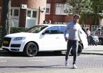 Amsterdam 1 oktober 2015
Dave Roelvink met zijn eerste eigen nieuwe auto een audi Q7
