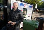 Amsterdam 30 september 2015
Boekpresenatie Joop van Tellingen in Players. Aanwezig Dennis Ria Nathalie en Fender v Tellingen alsmede rest van de familie. Dean Saunders