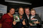 Amsterdam 30 september 2015
Boekpresenatie Joop van Tellingen in Players. Aanwezig Dennis Ria Nathalie en Fender v Tellingen alsmede rest van de familie. Carlo Boszhard en Evert Santegoeds nemen boeken in ontvangst