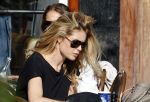 Amsterdam 30 september 2015 
Doutzen Kroes met manager Sarah Keller en PA op terras.